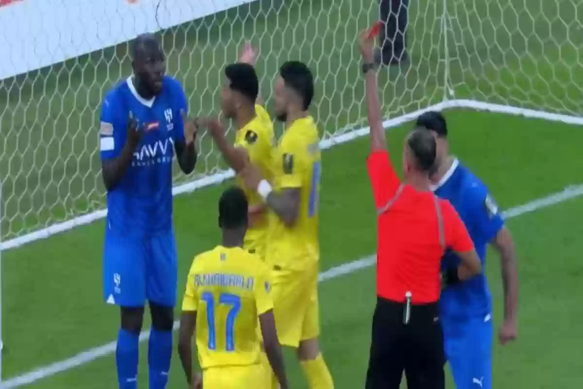  رد فعل محمد نور بعد طرد «كوليبالي» في نهائي كأس الملك