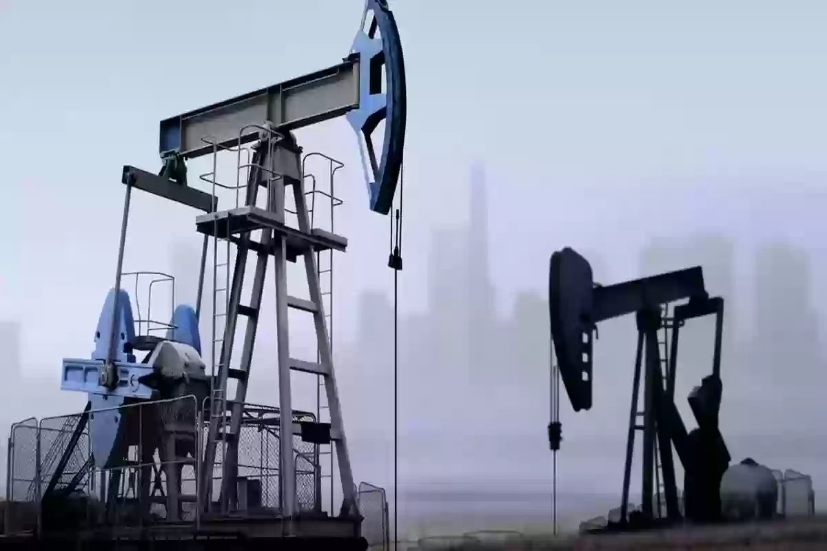 ارتفاع أسعار النفط مدعومًا ببيانات حول انخفاض كبير 