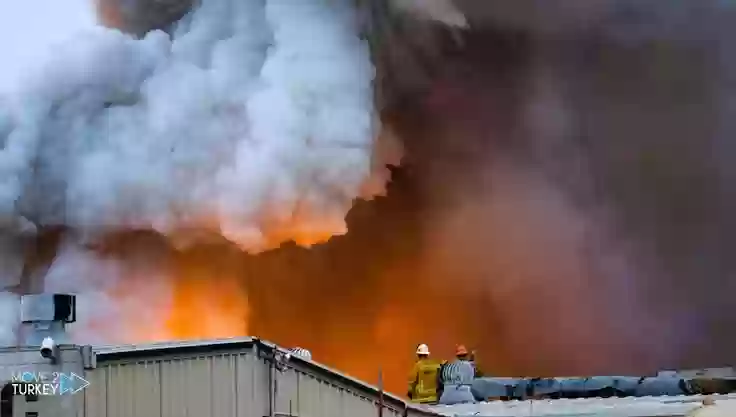 اندلاع حريق بأحد مستودعات حي الفيصلية 