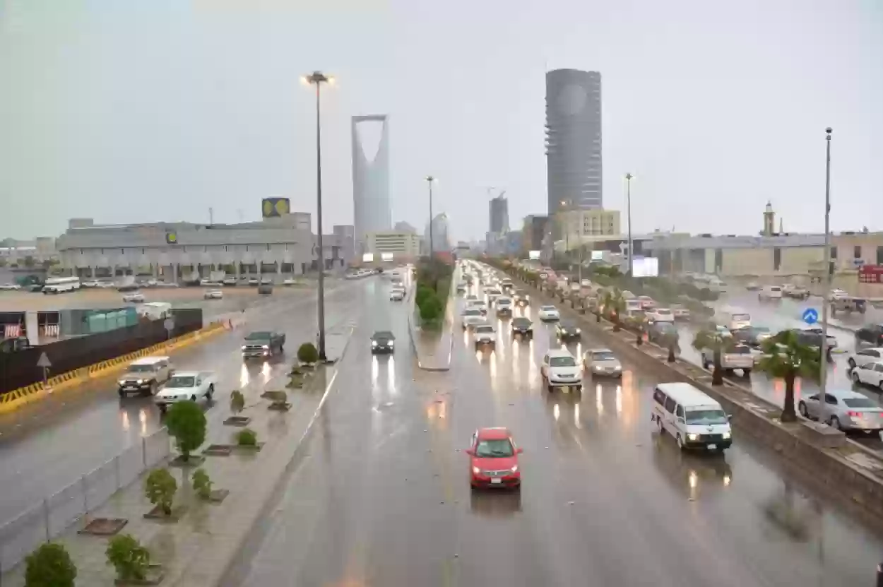  أمطار غزيرة في السعودية والحرارة 50