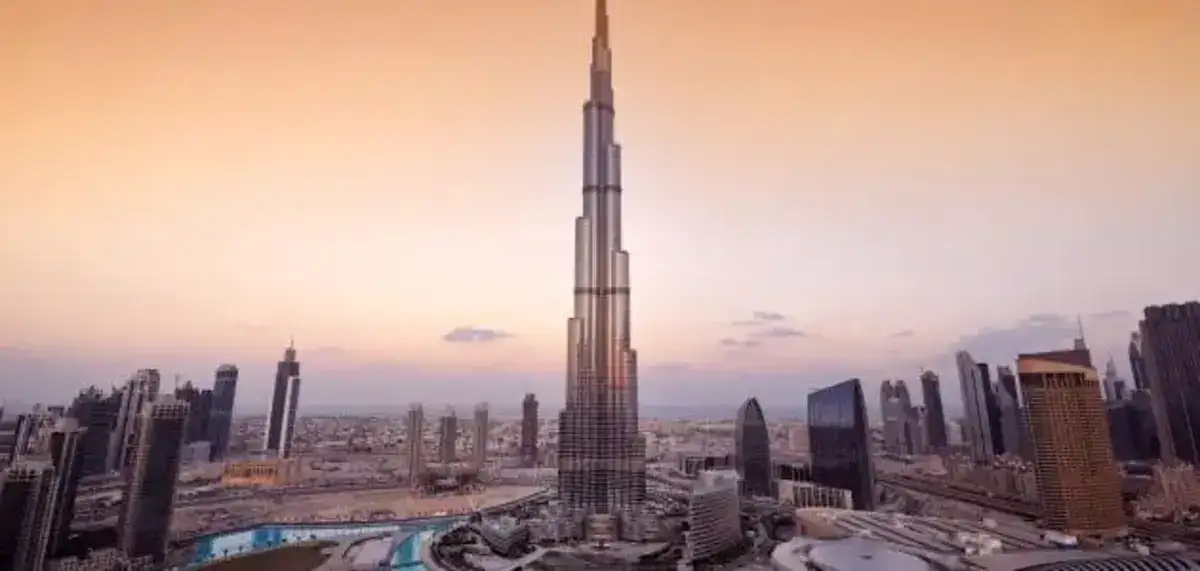 موقع meed اورد ان السعودية تخطط لبناء اعلى برج في العالم