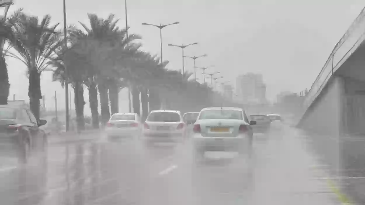 تحذيرات من سيول في مدينة جدة السعودية