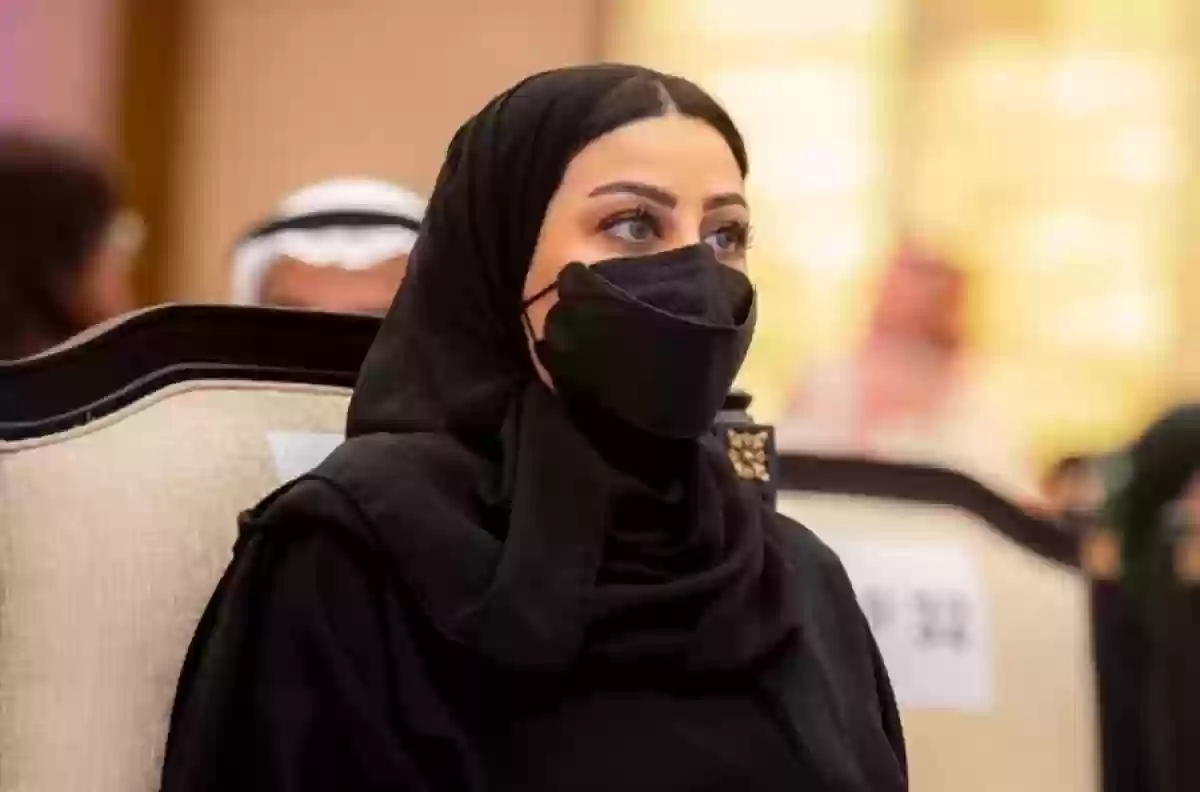  الأميرة فهدة تنثر الورد على ذكرى غياب زوجها الغالي الأمير سعود