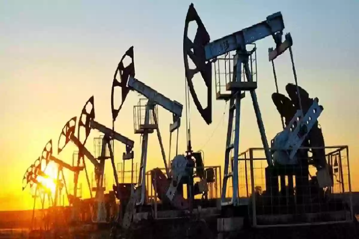 أسعار النفط تتراجع مع إنهاء سلسلة مكاسب 