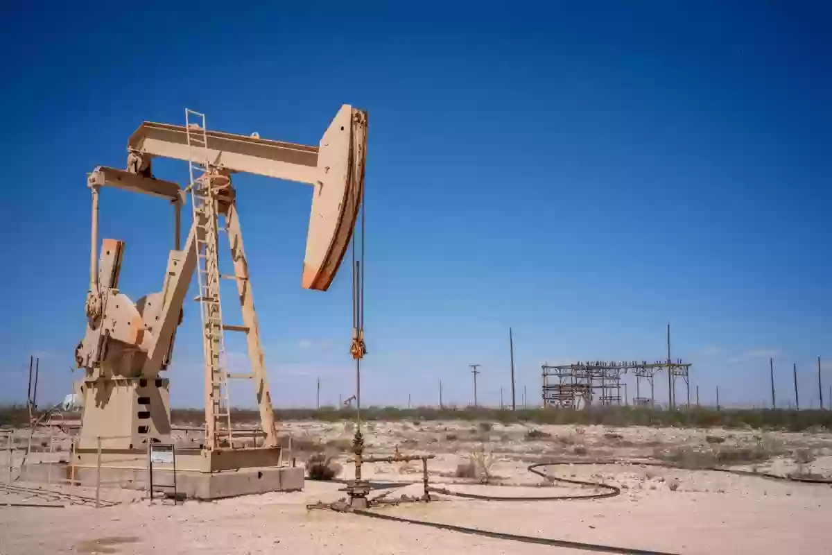 مواصلة انخفاض أسعار النفط اليوم في السعودية وهذا السعر الجديد