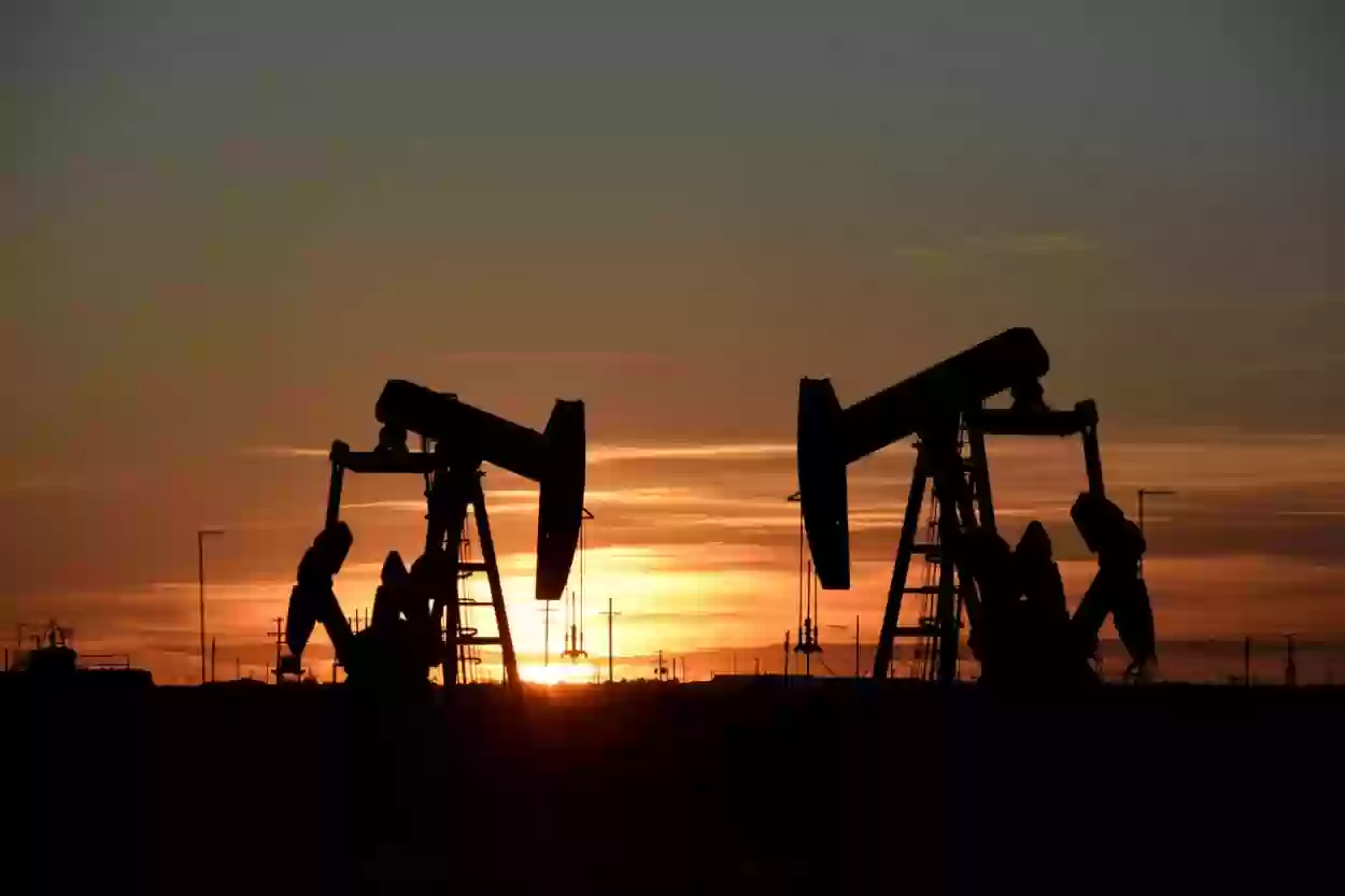 سعر النفط في السعودية يؤثر (بالسلب ـ الإيجاب؟